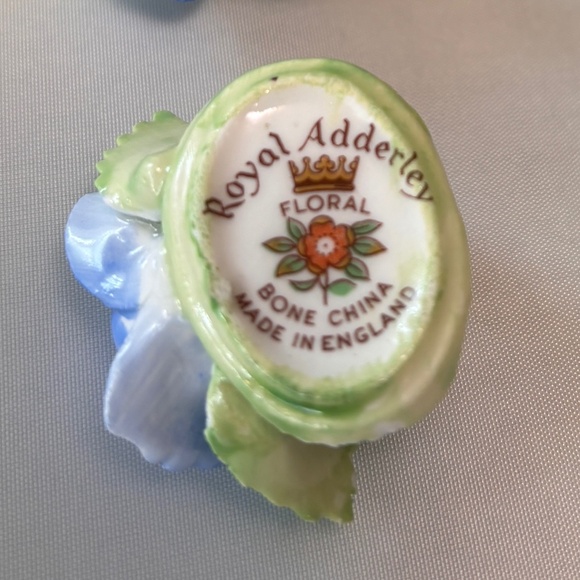 Royal Adderley Bone China Flower Place Card Holders - Set of 9 - Picture 8 of 8